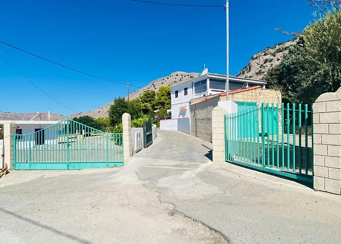 Christine Beachside Villa Pefkos *