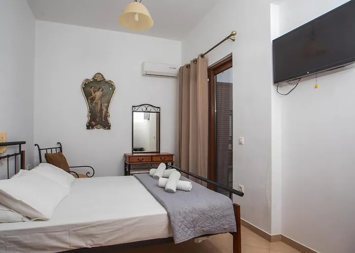 Landsted Christine Beachside Villa Pefkos