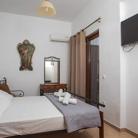 Country house Christine Pefkos