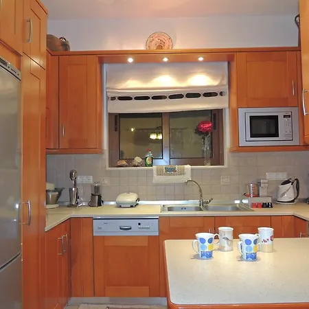 Gospodarstwo wiejskie Christine Pefkos Pefki